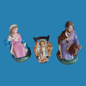 -Vintage 3pc nativity scene pcs Joseph, Mary and Baby Jesus